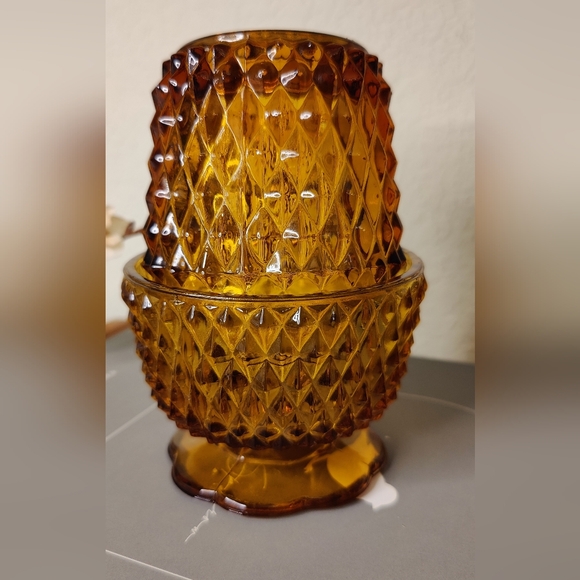 Amber Glass Fairy Lamp - Diamond Point Pattern  MCM Decor - Picture 3 of 11
